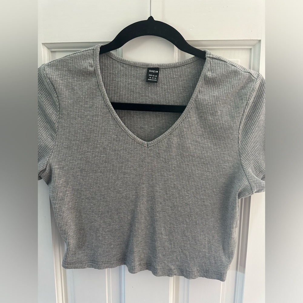 SHEIN, short sleeve ribbed crop
